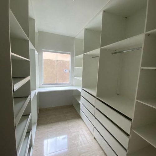 closet 2